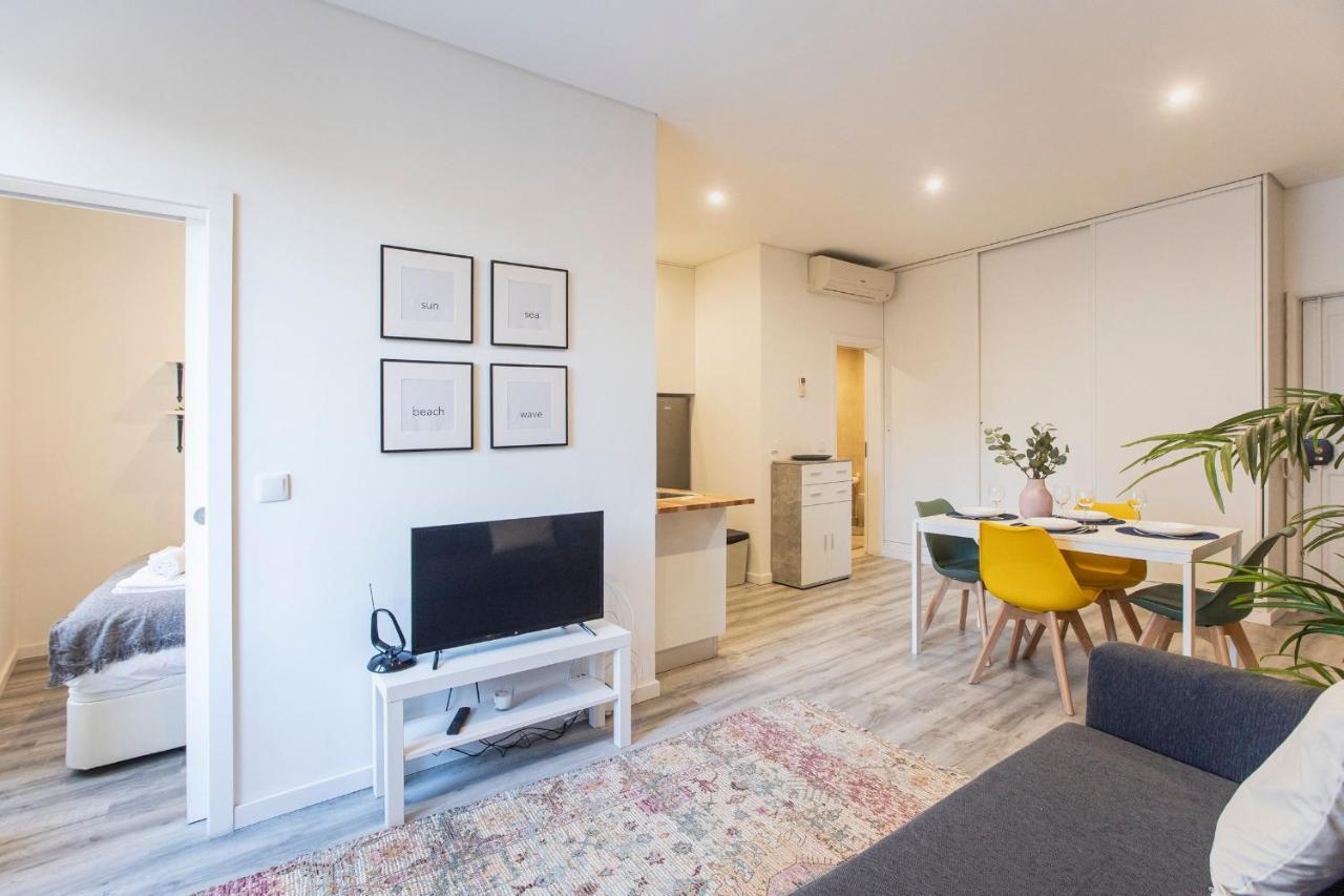 Seaside 1Br Flat W/ Ac In Matosinhos By Lovelystay ภายนอก รูปภาพ