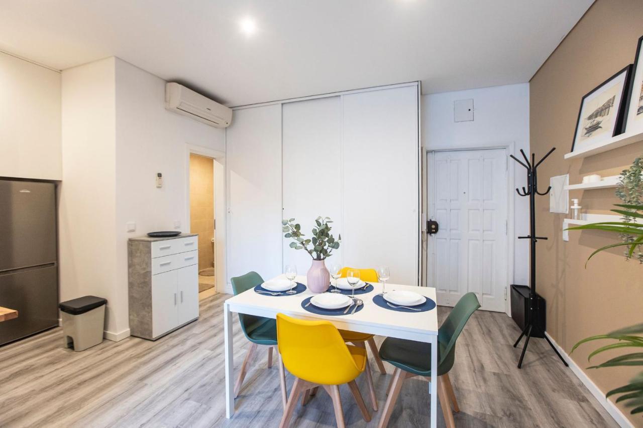 Seaside 1Br Flat W/ Ac In Matosinhos By Lovelystay ภายนอก รูปภาพ