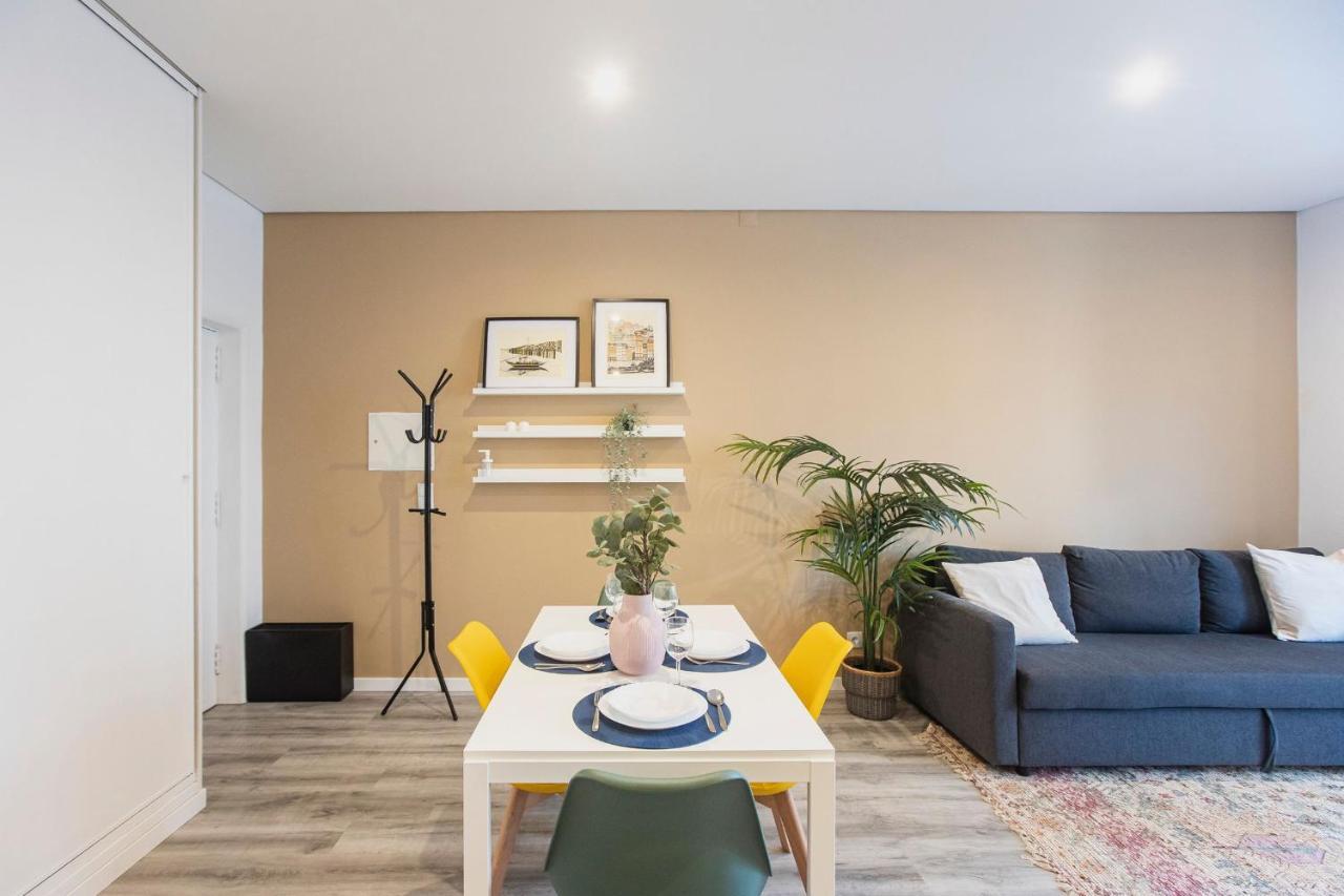 Seaside 1Br Flat W/ Ac In Matosinhos By Lovelystay ภายนอก รูปภาพ